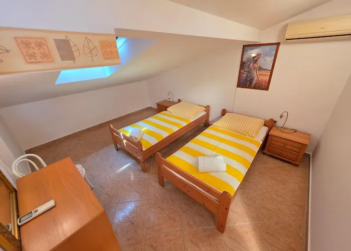 Fuer Max- 8 Personen By Interhome