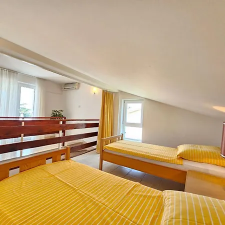 Fuer Max- 8 Personen By Interhome
