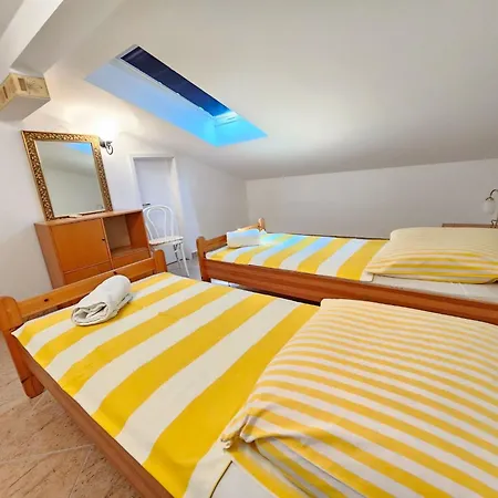 Fuer Max- 8 Personen By Interhome