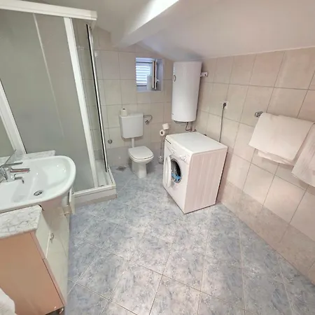 Apartman Fuer Max- 8 Personen By Interhome